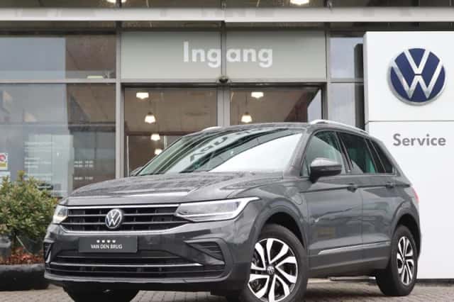 Volkswagen Tiguan (2022) thumbnail 1