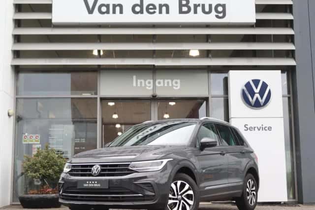 Volkswagen Tiguan (2022) thumbnail 3
