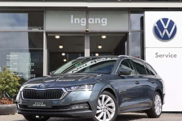 Škoda Octavia (2021) thumbnail 1