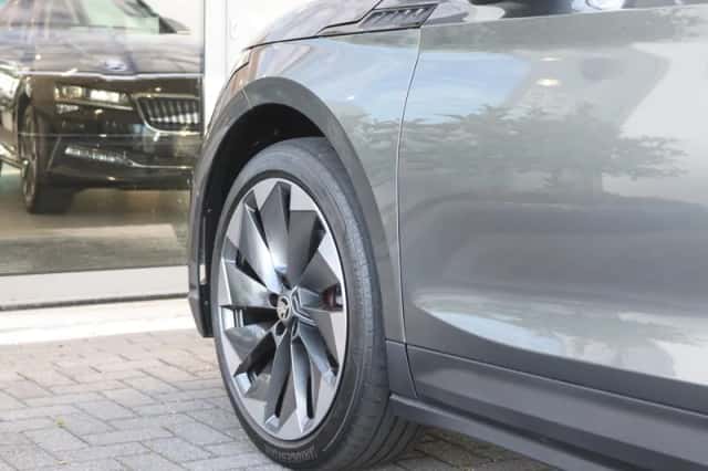 Škoda Enyaq (2023) thumbnail 6