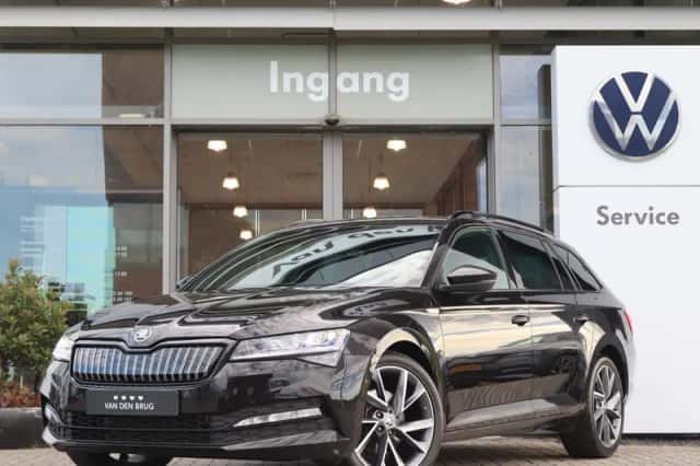 Škoda Superb (2022) thumbnail 1