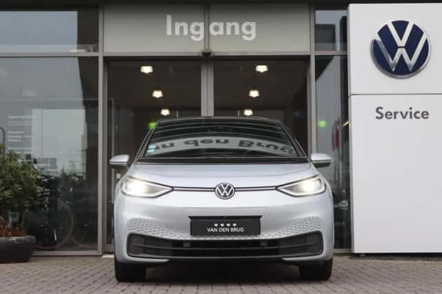 Volkswagen ID.3 (2022) thumbnail 2