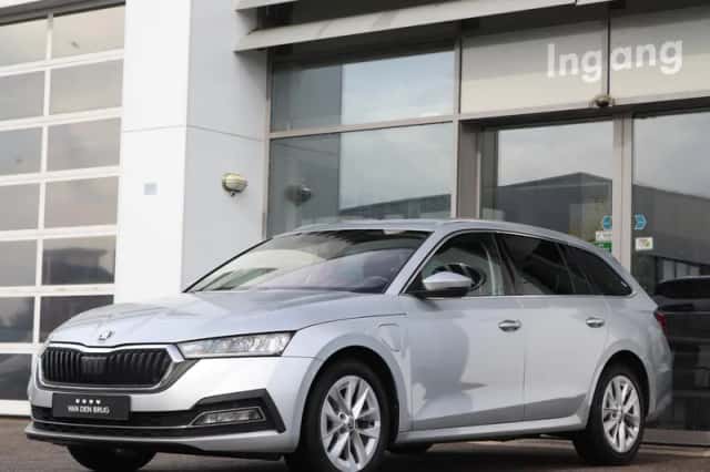 Škoda Octavia (2022) thumbnail 1