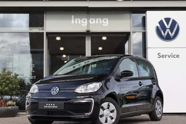 Volkswagen E-up! (2021) thumbnail 1