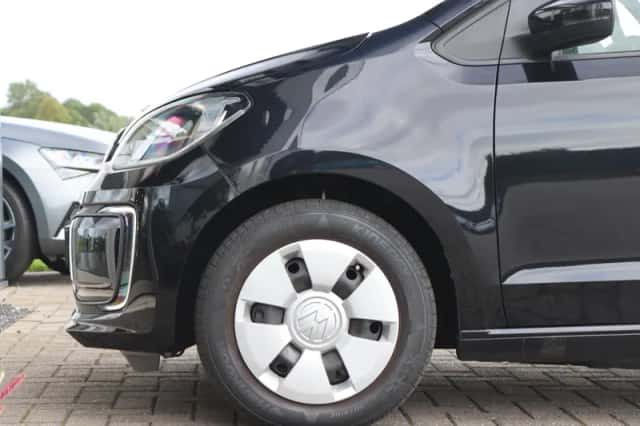 Volkswagen E-up! (2021) thumbnail 2