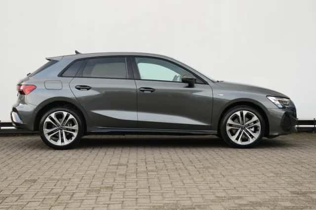Audi A3 (2026) thumbnail 2
