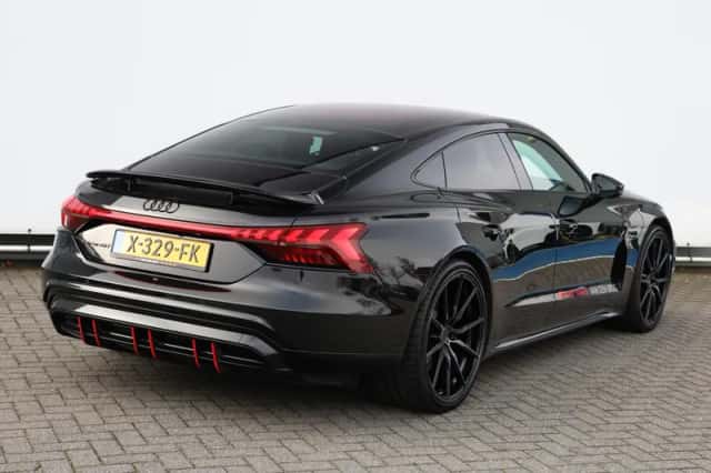Audi e-tron GT (2023) thumbnail 5