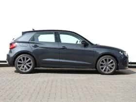 Audi A1 (2025) thumbnail 2