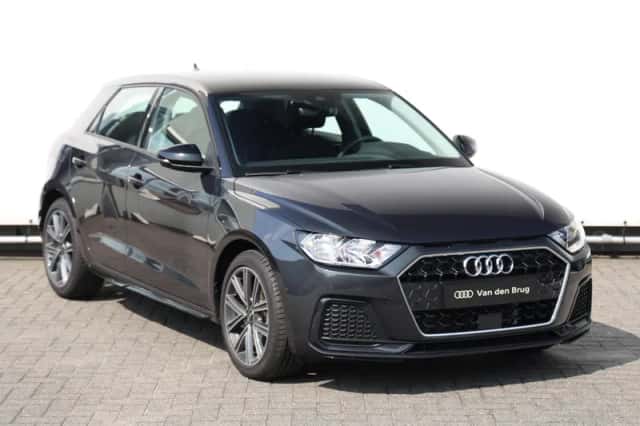 Audi A1 (2025) thumbnail 3