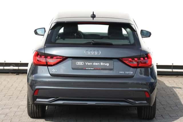 Audi A1 (2025) thumbnail 6