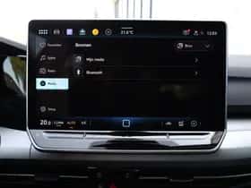Volkswagen Golf (2025) thumbnail 27