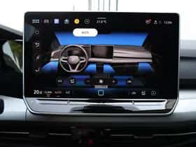 Volkswagen Golf (2025) thumbnail 33