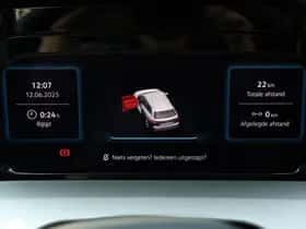 Volkswagen Golf (2025) thumbnail 38