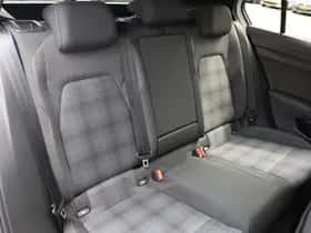 Volkswagen Golf (2025) thumbnail 10