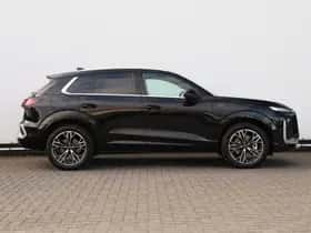 Audi Q3 (2025) thumbnail 2