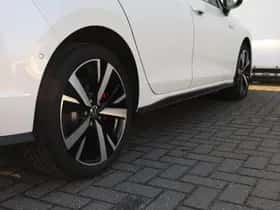 Volkswagen Golf (2026) thumbnail 18