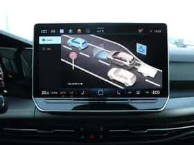 Volkswagen Golf (2026) thumbnail 32