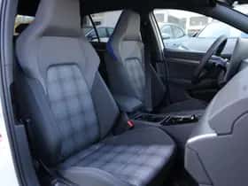 Volkswagen Golf (2026) thumbnail 8
