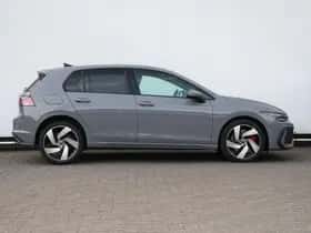 Volkswagen Golf (2026) thumbnail 2