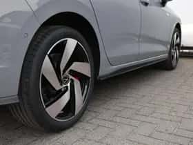 Volkswagen Golf (2026) thumbnail 18