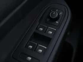 Volkswagen Golf (2026) thumbnail 38