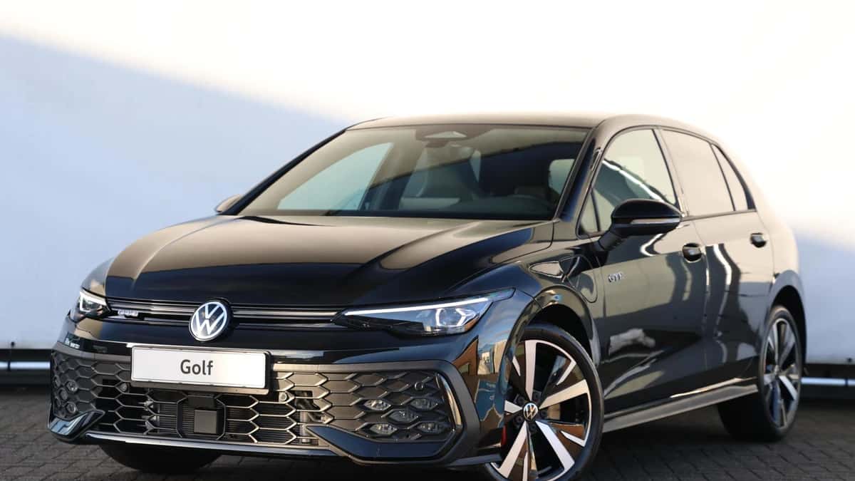 Volkswagen Golf (2026) — foto 1