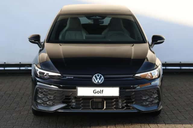 Volkswagen Golf (2026) thumbnail 4