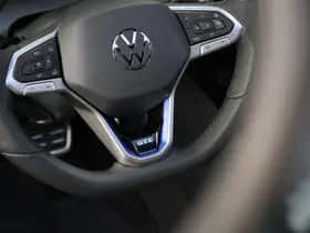 Volkswagen Golf (2026) thumbnail 43