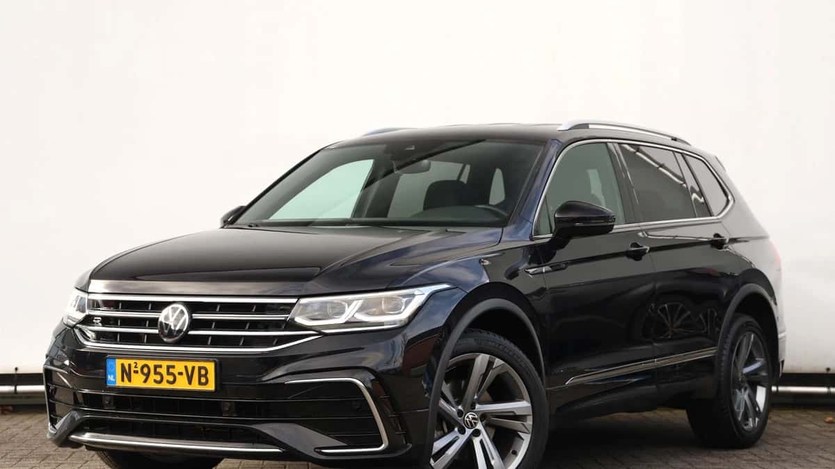 Volkswagen Tiguan (2022) — foto 1