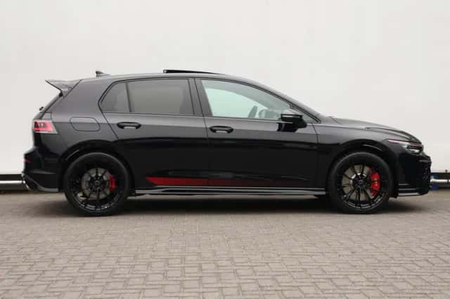 Volkswagen Golf (2026) thumbnail 2