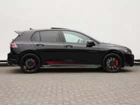 Volkswagen Golf (2026) thumbnail 2