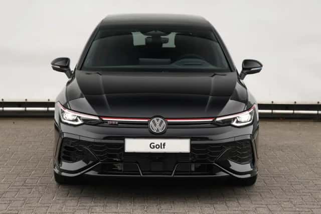 Volkswagen Golf (2026) thumbnail 4