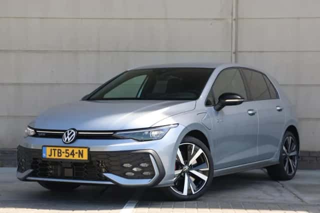 Volkswagen Golf (2026) thumbnail 1