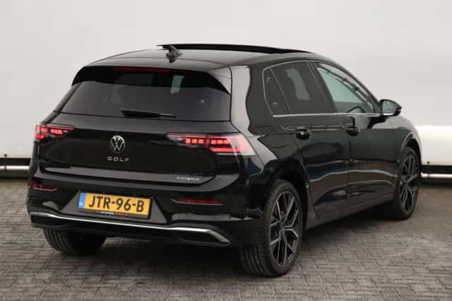 Volkswagen Golf (2026) thumbnail 5