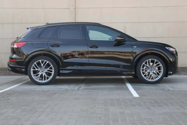 Audi Q4 e-tron (2026) thumbnail 2