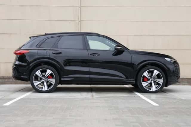Audi Q5 (2026) thumbnail 2