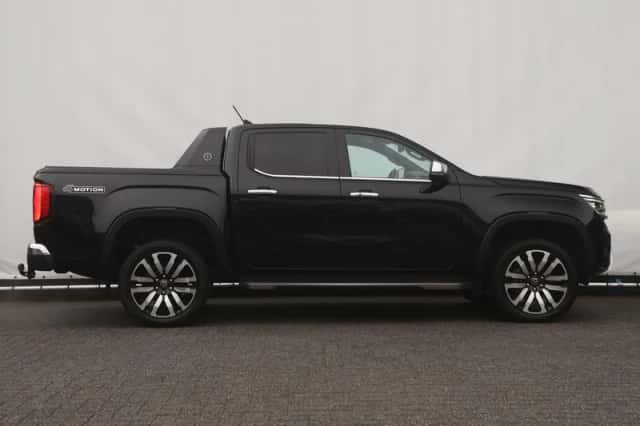 Volkswagen Amarok (2023) thumbnail 2
