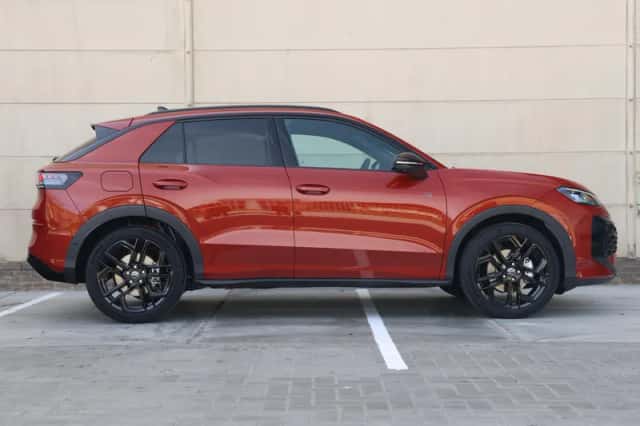 Volkswagen T-Roc (2026) thumbnail 2