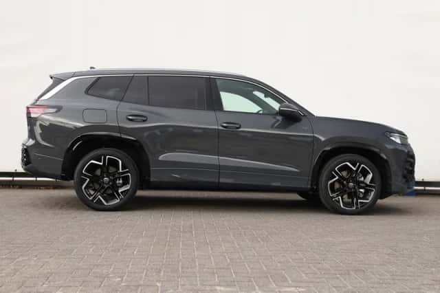 Volkswagen Tayron (2026) thumbnail 2