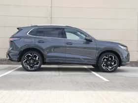 Volkswagen Tiguan (2026) thumbnail 2