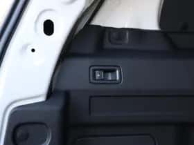 Volkswagen ID. Buzz (2026) thumbnail 25