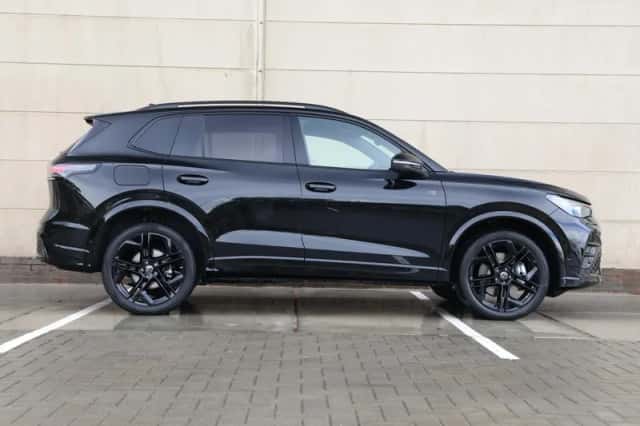 Volkswagen Tiguan (2026) thumbnail 2