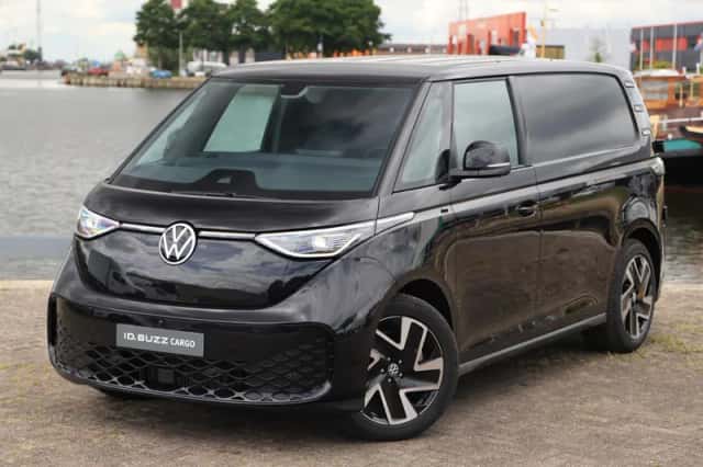 Volkswagen ID. Buzz (2026) thumbnail 10