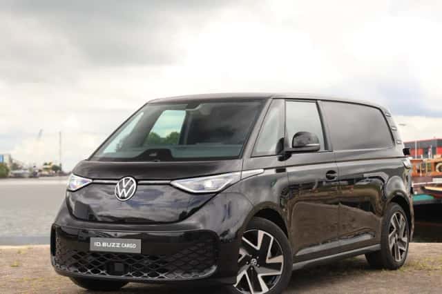 Volkswagen ID. Buzz (2026) thumbnail 1