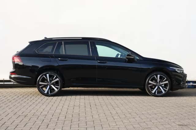 Volkswagen Golf (2026) thumbnail 2