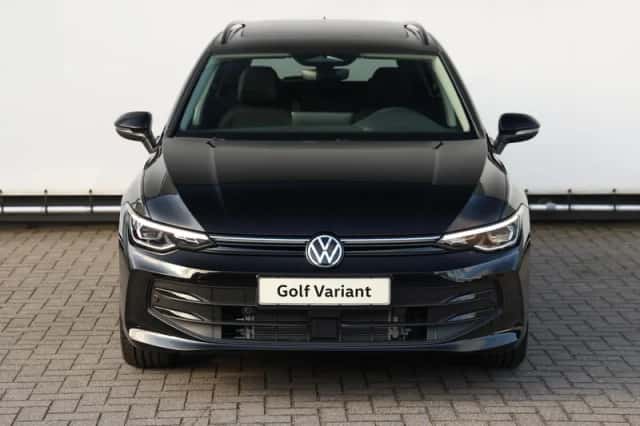 Volkswagen Golf (2026) thumbnail 4