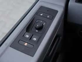Volkswagen Transporter (2024) thumbnail 30