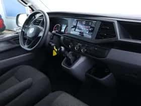 Volkswagen Transporter (2024) thumbnail 7