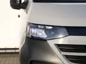 Volkswagen Transporter (2024) thumbnail 13