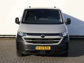 Volkswagen Transporter (2024) thumbnail 4